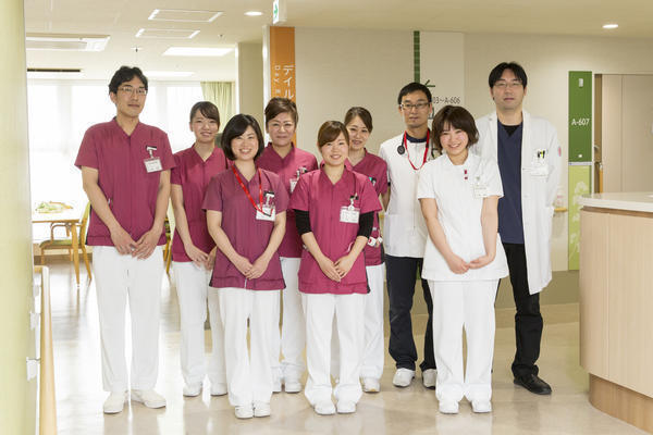 総合東京病院（パート）の介護職求人の写真