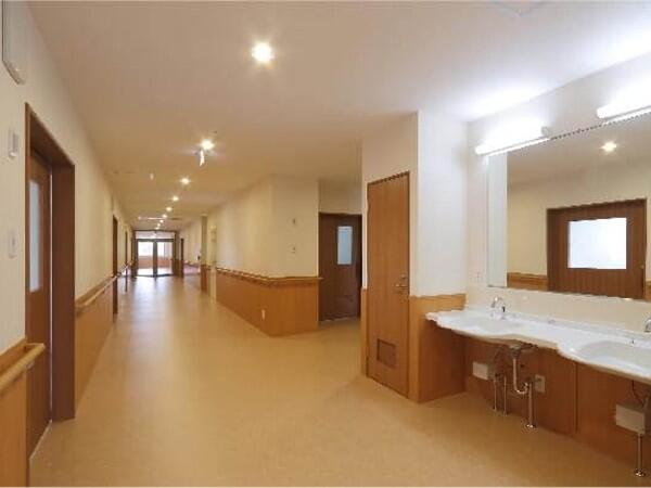 介護老人保健施設福の里 花乃邸（常勤）の社会福祉士求人メイン写真5