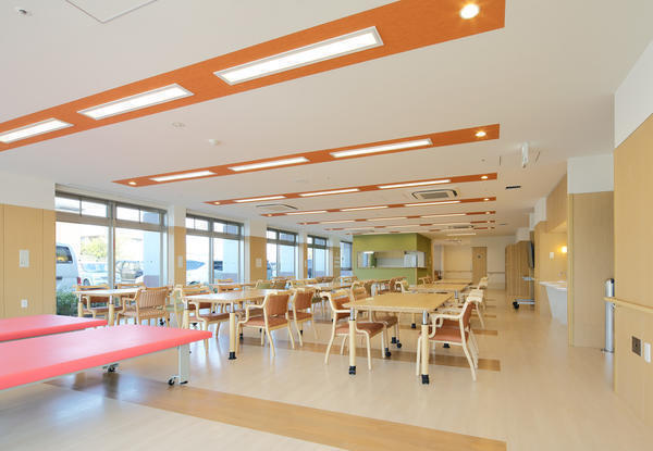 介護老人保健施設　葵の園・柏たなか（パート）の介護福祉士求人メイン写真5