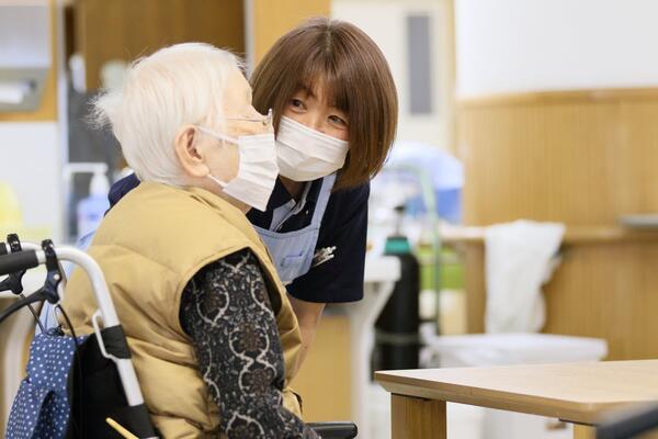 介護付有料老人ホーム ケアレジデンス東京アネックス（常勤）の介護福祉士求人メイン写真4