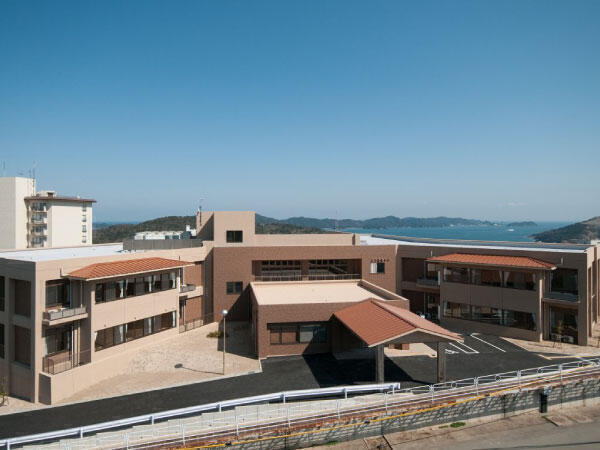 特別養護老人ホーム あらしま苑（支援相談員/常勤）の介護福祉士求人の写真