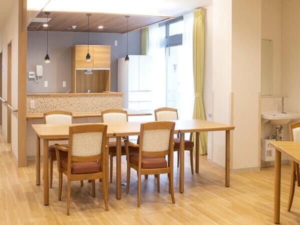 特別養護老人ホーム るりあんはうすの介護職求人メイン写真5