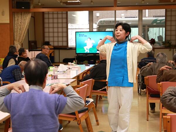 指定通所介護事業所千歳苑デイサービスセンター（パート）の介護職求人メイン写真2