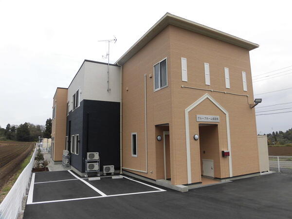 グループホーム成田苑（常勤）の介護福祉士求人の写真