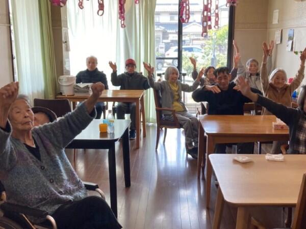 住宅型有料老人ホーム「桜daファミリー」（パート）の介護職求人メイン写真2