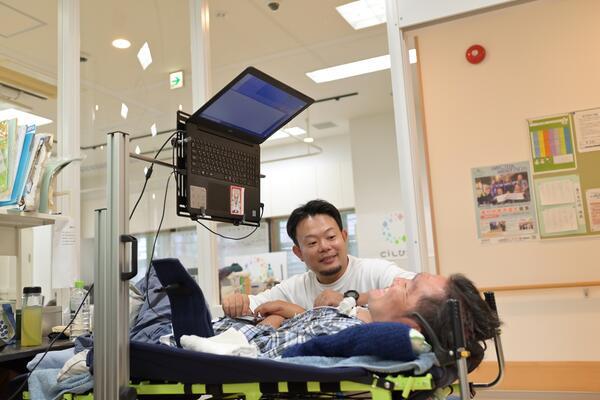 介護派遣サービスぶどうの木（パート）の介護職求人メイン写真4