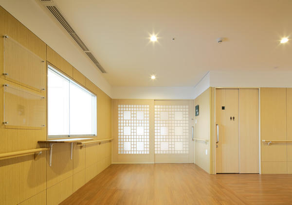 介護老人保健施設葵の園・柏たなか（常勤）の准看護師求人メイン写真4