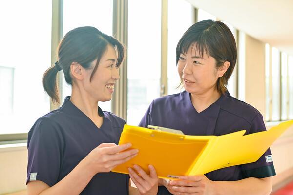 神戸百年記念病院（常勤）の看護助手求人の写真