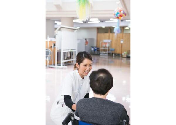老人保健施設 はなみずき（常勤） の介護職求人メイン写真3