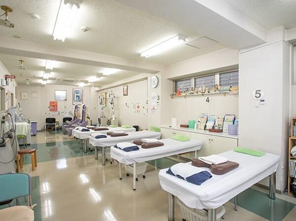 白崎整形外科内科（常勤）の医療事務求人メイン写真4