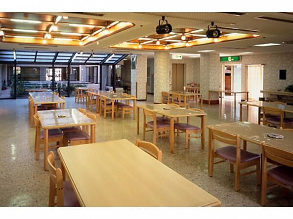 特別養護老人ホーム永栄園（常勤）の准看護師求人メイン写真3