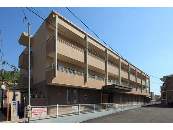 特別養護老人ホーム 花みずき（常勤）のケアマネジャー求人の写真