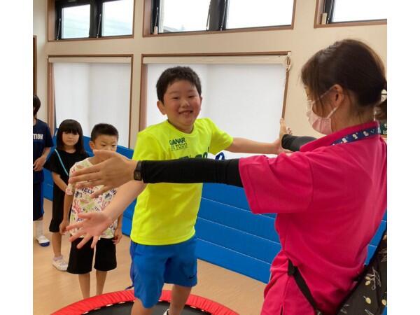 放課後等デイサービス夢門塾ゆうゆう高木1組（児童指導員/常勤）の精神保健福祉士求人サブ写真2