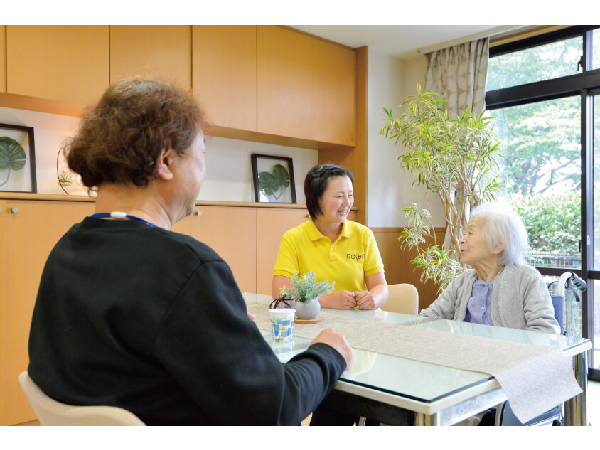 特別養護老人ホーム ローゼンヴィラはま野（常勤）の准看護師求人メイン写真3