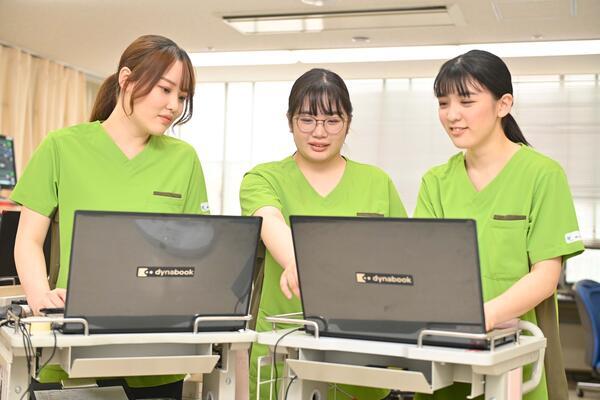 神戸百年記念病院（常勤）の看護助手求人メイン写真3