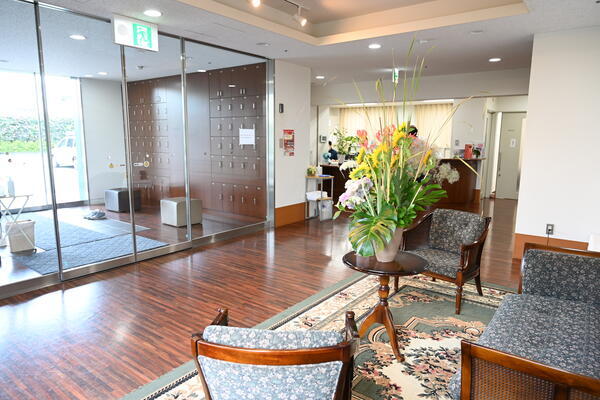 介護付き有料老人ホーム コンフォルト朝霞の介護福祉士求人メイン写真2