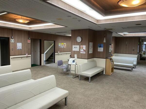 石野病院（パート）の看護助手求人メイン写真3