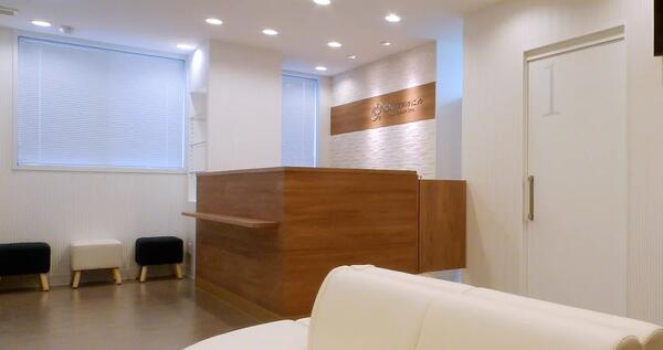 朝霞すみえ皮フ科クリニック（フルタイムパート）の医療事務求人メイン写真2