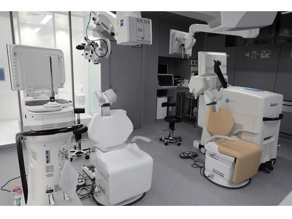 アイクリニック東京サピアタワー（常勤）の医療事務求人メイン写真4