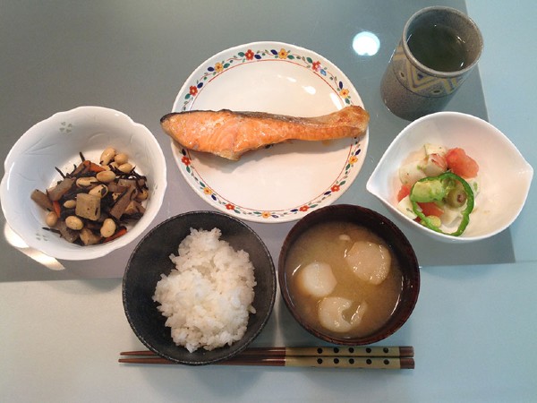 住宅型有料老人ホーム 紡ぎ館（夜勤専従/パート）の介護職求人メイン写真4