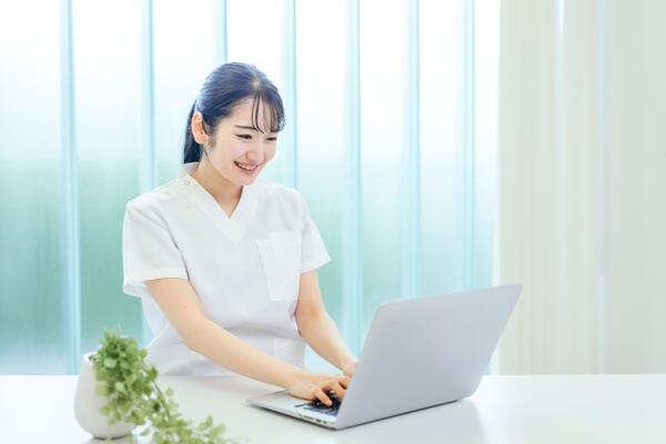 医療法人勇優雅会 医療戦略室 医療秘書課（常勤）の医療事務求人メイン写真3