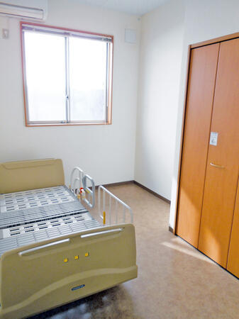 住宅型有料老人ホーム イースぎふ（パ―ト）の介護職求人メイン写真2