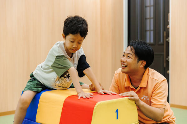 ホップステップ梶ヶ谷校(児童指導員/パート)の言語聴覚士求人サブ写真2