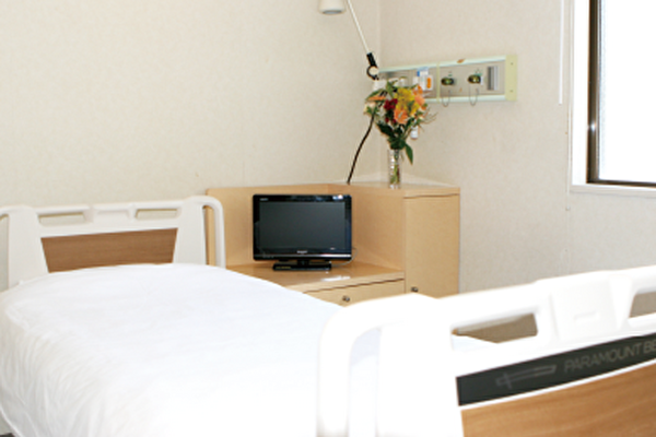 東立病院（常勤）の看護助手求人メイン写真2