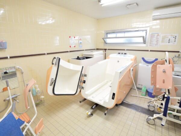 アットホーム三谷指定通所介護事業所（常勤）の介護職求人メイン写真4