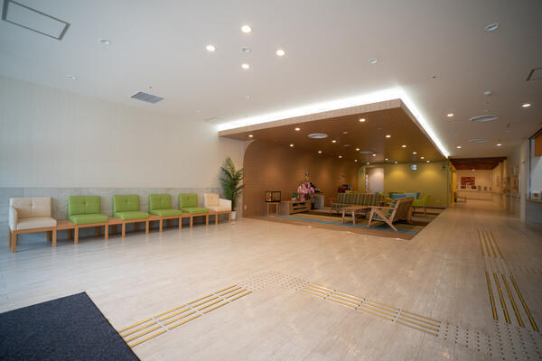 ポート愛ランド。老健 ケアプランセンター（常勤）のケアマネジャー求人の写真