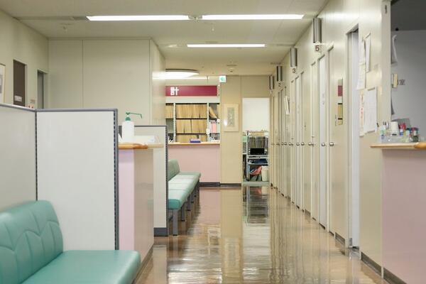 新宿NSビルクリニック（常勤）の医療事務求人メイン写真5