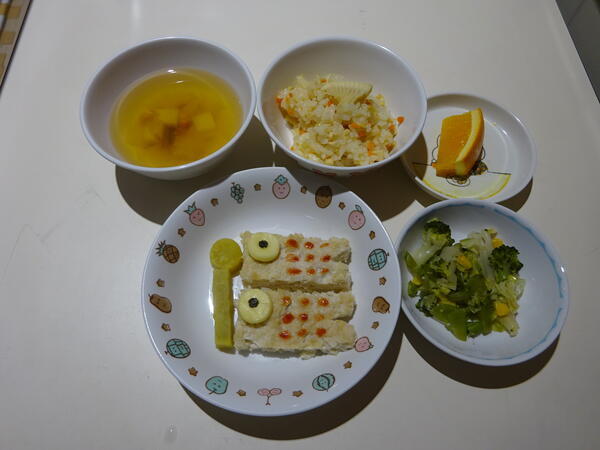 コンビプラザ東和三丁目保育園（常勤）の保育士求人メイン写真4