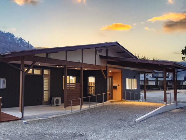 小規模多機能ケア はなもも（正社員）の介護職求人の写真