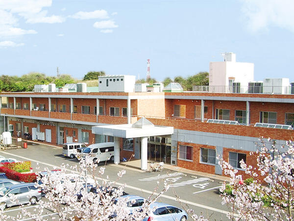 特別養護老人ホーム桐花園（常勤）の介護職求人メイン写真1