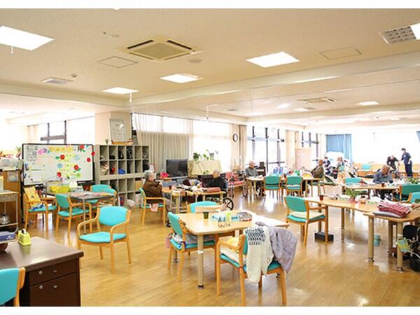 介護老人保健施設ケアセンターこうせい（常勤）の看護師求人メイン写真4