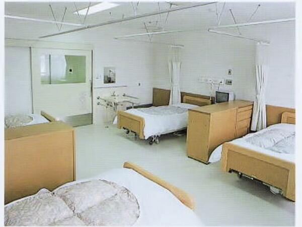 介護老人保健施設 山梨ライフケアホーム（パート）の看護師求人メイン写真4