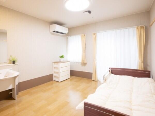 特別養護老人ホームうえきの郷（常勤）の准看護師求人メイン写真5