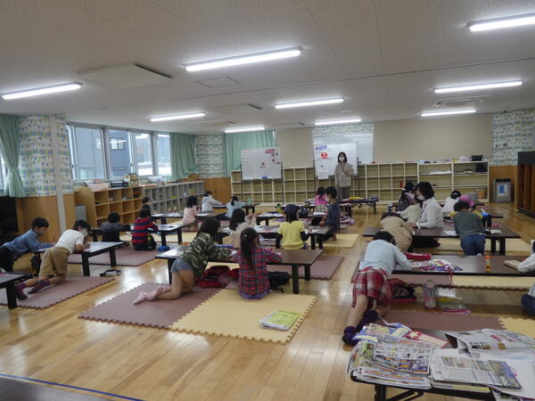 そよかぜ学童クラブ（学童クラブ支援員/パート）の保育士求人メイン写真2