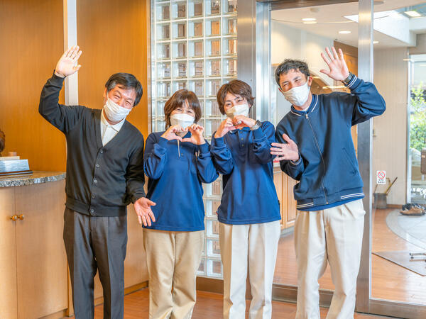 特別養護老人ホームハートピア泉北 （夜勤パート）の介護職求人メイン写真2