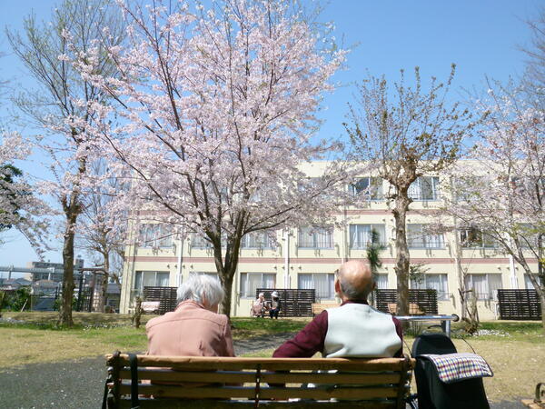 住宅型有料老人ホーム リブイン若葉（常勤）のケアマネジャー求人メイン写真5