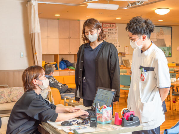 特別養護老人ホームハートピア泉北 （常勤）の介護職求人メイン写真5