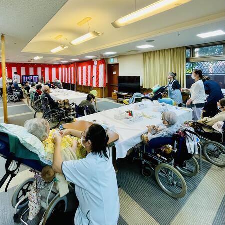 ファミリアガーデン品川（常勤）の介護職求人メイン写真3