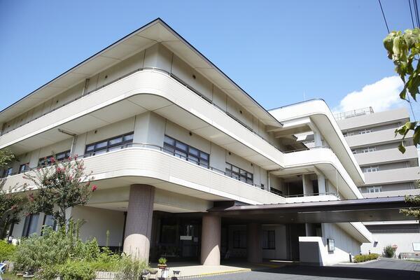 介護老人保健施設やすらぎ（正社員）の介護福祉士求人メイン写真4