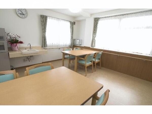 住宅型有料老人ホームこもれび湘南（夜勤専従/パート）の介護福祉士求人メイン写真2