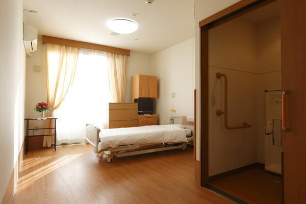 特別養護老人ホーム 同朋園（パート）の准看護師求人メイン写真2