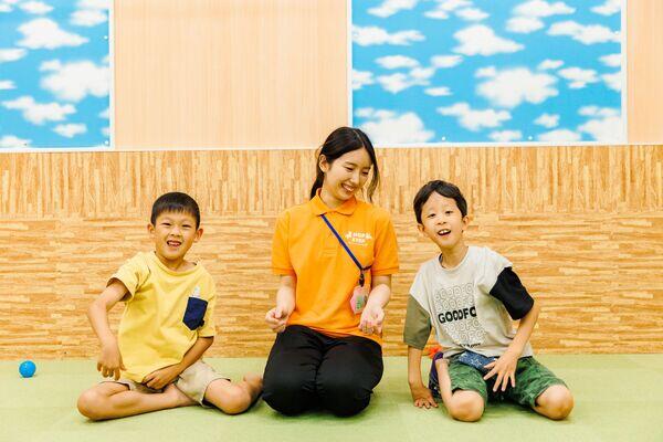 ホップステップ鶴見校(パート)の保育士求人サブ写真3