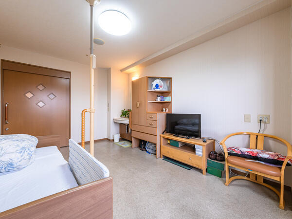 特別養護老人ホームハートピア泉北 （夜勤パート）の介護職求人メイン写真3