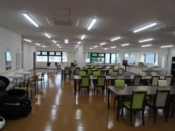 デイサービスセンター トレセン上峰（生活相談員/常勤）の介護福祉士求人の写真