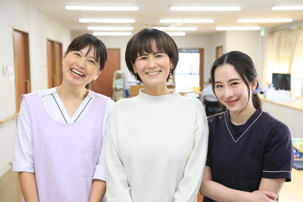 介護老人福祉施設 しろやま（常勤）の准看護師求人メイン写真2