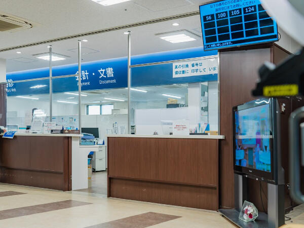 青木記念病院（パート）の看護助手求人メイン写真4